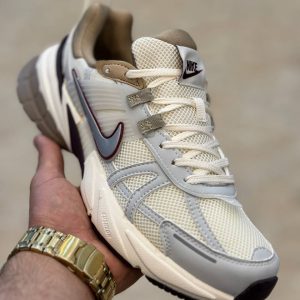 کتونی نایک وی تو کی ران  NIKE V2K RUN  درجه یک 
