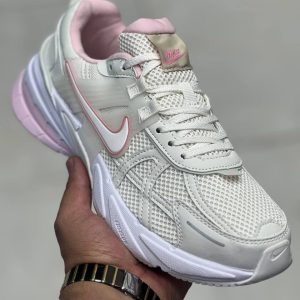 کتونی نایک وی تو کی ران  NIKE V2K RUN درجه یک 