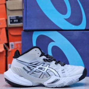 کفش والیبال Asics Metarise با طراحی ساق متوسط