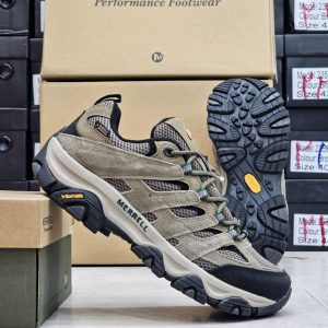 کفش ترکینگ مرل Moab مشکی ضدآب GORE-TEX با زیره ویبرام – کیفیت 