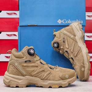 بوت کوهنوردی Columbia Newton Ridge Waterproof با دوام بالا و تهویه مناسب
