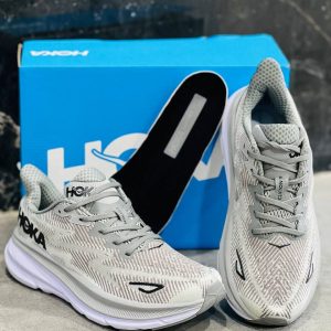 کفش ورزشی Hoka Clifton 9 مناسب باشگاه