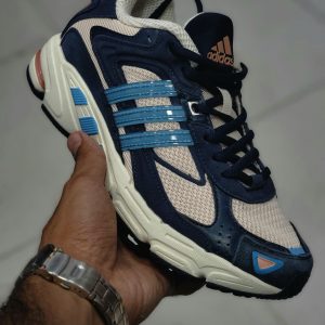 کتونی آدیداس فارماتون (Adidas Pharmaton)درجه یک  ( )