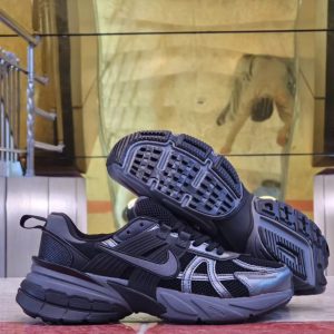 نایک وی تو کی ران NIKE V2K RUN درجه یک  