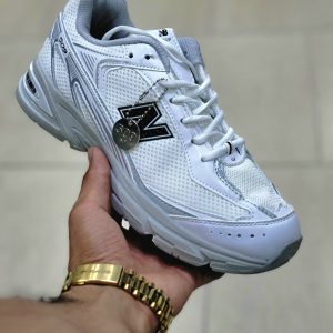 New Balance 509 