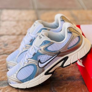 کتونی رانینگ نایک وی ۵ آر ان آر با فناوری Air