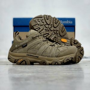 بوت طبیعت‌گردی Columbia TECHLITE با زیره ویبرام و فناوری Gore-Tex