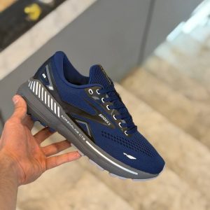 Brooks Adrenaline GTS 23 با ترکیب زیبایی، راحتی و عملکرد بی‌نظیر