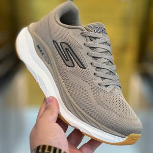 اسکیچرز Max Run با کفی مموری فوم نرم و سبک