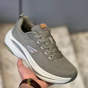 کتونی Skechers Max Run مناسب پیاده‌روی