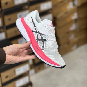 کفش رانینگ اسیکس مجیک اسپید ۳ (ASICS Magic Speed 3)