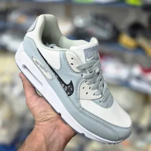 نایک ایرمکس ۹۰ | Nike Air Max 90 | استایل ماندگار، راحتی روزانه