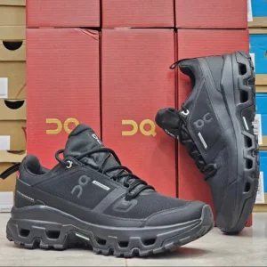 کفش آن رانینگ کلادراک لو ضدآب (On Running Cloudrock Low Waterproof)