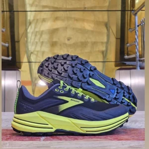 خرید کفش بروکس کاسکادیا ۱۶ | Brooks Cascadia 16 مناسب طبیعت گردی و رانینگ