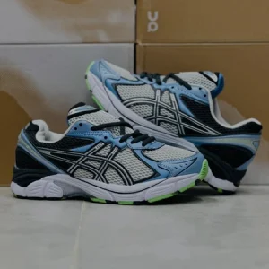 کفش ASICS GT-2160 مناسب استایل خیابانی