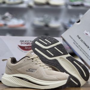 کفش اسکیچرز Arch Fit Max Cushion Slip-Ins – کیفیت ممتاز ، فوق‌راحت برای پیاده‌روی طولانی