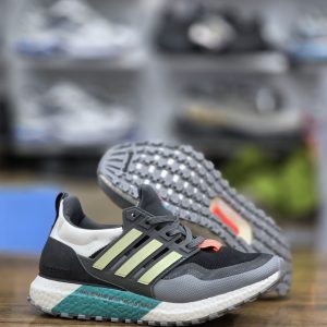 کتونی آدیداس اولترا بوست/ سایز ۳۶ الی ۴۰/ Adidas ultraboost All Terrain